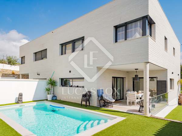 Casa / villa de 360m² en venta en Alella, Barcelona