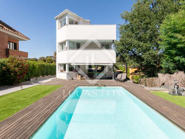 Дом / вилла 638m² на продажу в Sant Cugat, Барселона