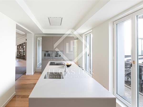 221m² penthouse for sale in Eixample Right, Barcelona