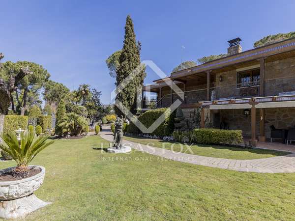 Дом / вилла 582m² на продажу в Посуэло, Мадрид
