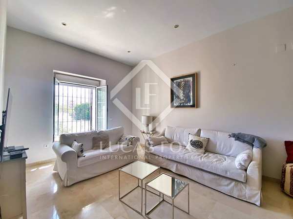 145m² apartment for sale in Sevilla, Spain