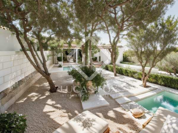 348m² house / villa with 100m² garden for sale in Golf-Can Trabal