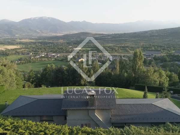 600m² house / villa for sale in La Cerdanya, Spain