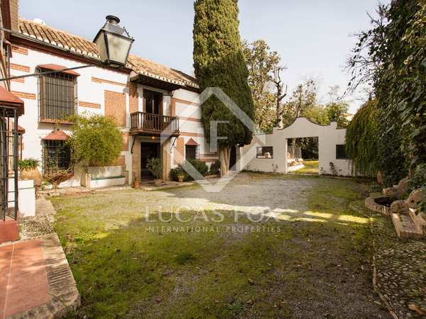 1,105m² castle / palace for sale in Granada, Spain