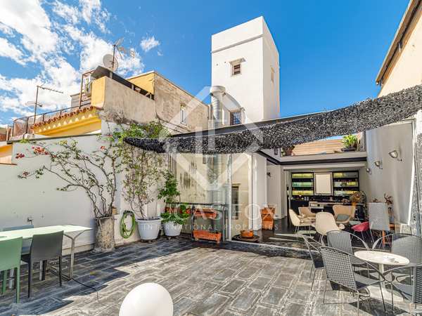 190m² penthouse with 40m² terrace for rent in El Born