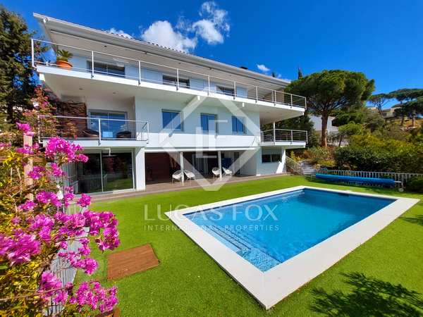 479m² house / villa for sale in Cabrils, Barcelona