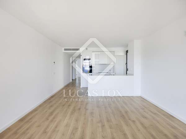 93m² apartment with 7m² terrace for sale in Badalona