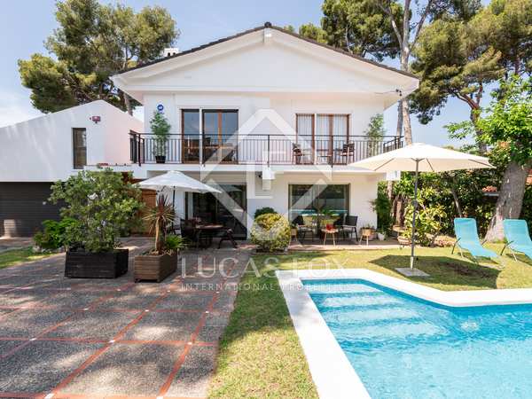 Maison / villa de 330m² a vendre à Montmar, Barcelona