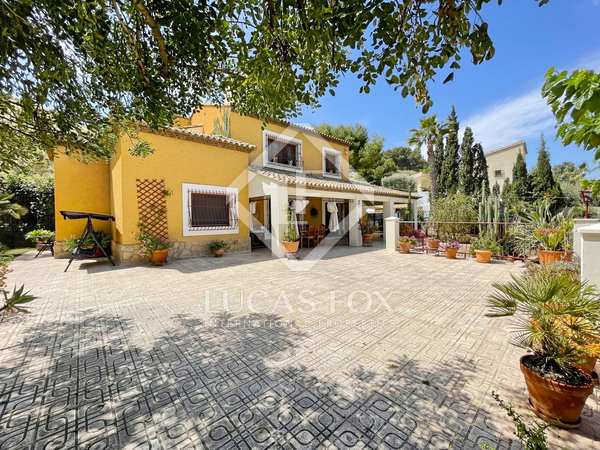 294m² house / villa for sale in San Juan, Alicante