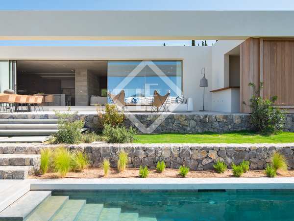 Villa van 630m² te koop met 150m² terras in San José, Ibiza