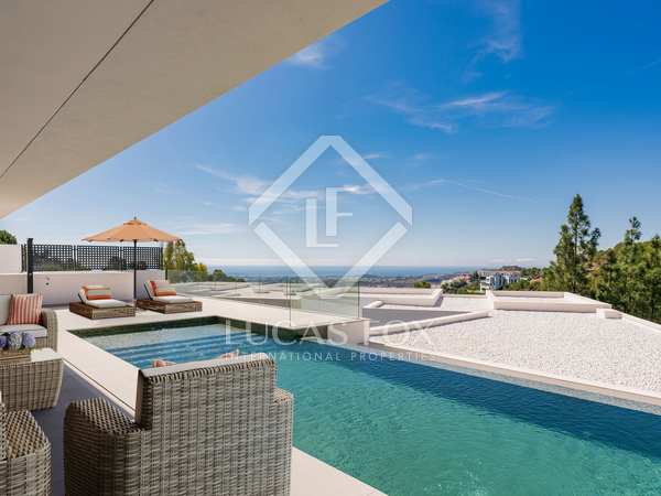865m² house / villa with 236m² terrace for sale in Benahavís