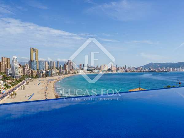 185m² penthouse with 100m² terrace for sale in Benidorm Poniente