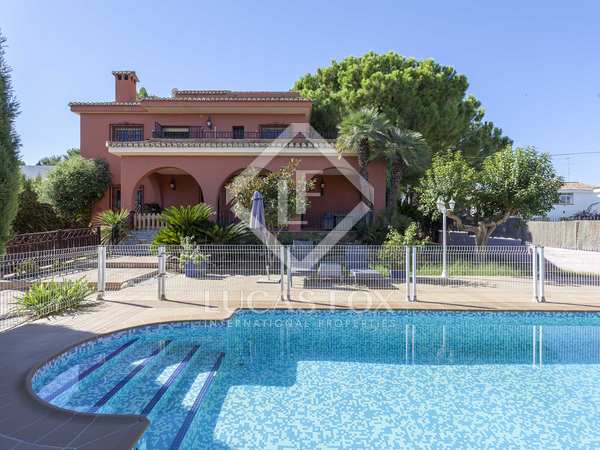 Huis / villa van 334m² te koop in La Eliana, Valencia