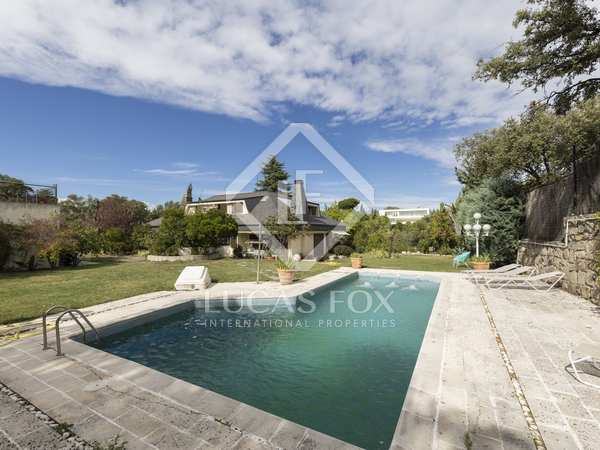 570m² house / villa for sale in Las Rozas, Madrid