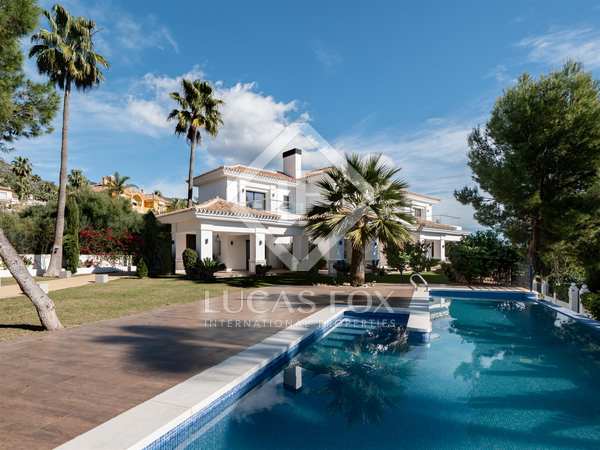 Huis / villa van 714m² te koop in Sierra Blanca