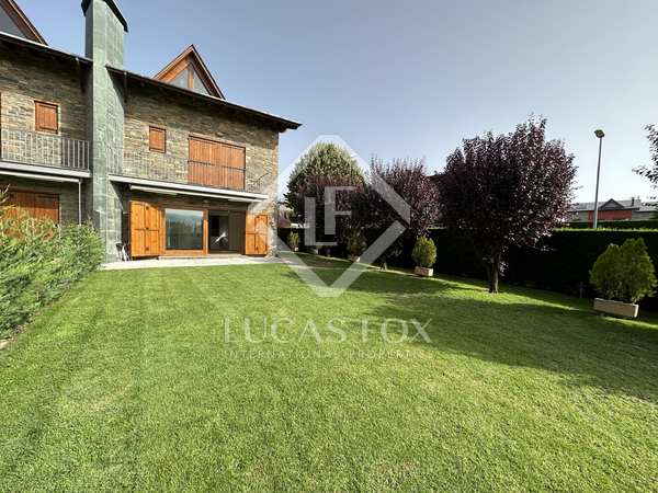 342m² house / villa for sale in La Cerdanya, Spain