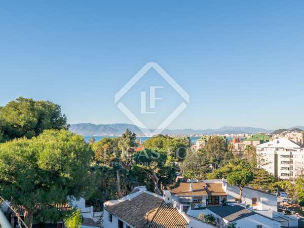 Huis / villa van 236m² te koop in East Málaga, Malaga