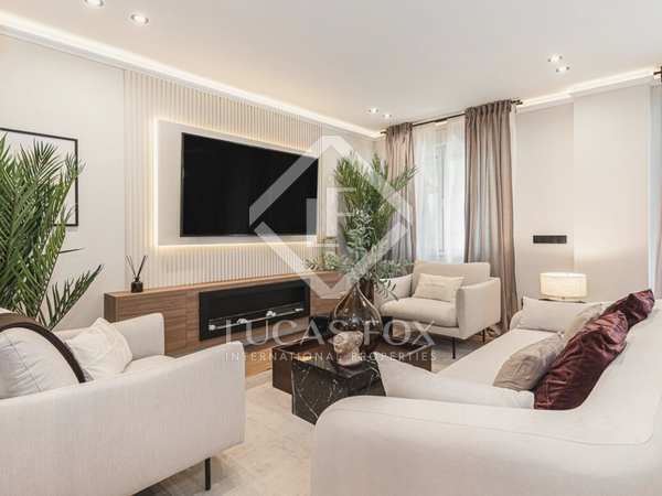 206m² apartment for sale in Ríos Rosas, Madrid