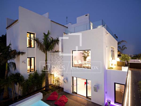 Casa / Villa di 957m&sup2; in vendita a Benahav&iacute;s, Andaluc&iacute;a