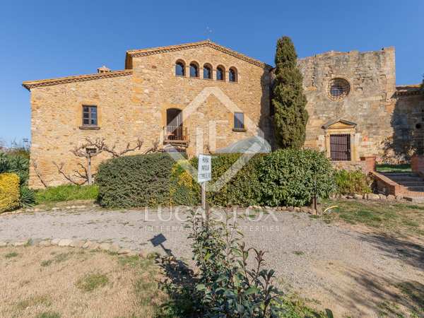 Landhuis van 564m² te koop in Baix Emporda, Girona