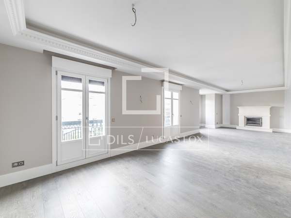 Appartamento di 316m² in vendita a Castellana, Madrid