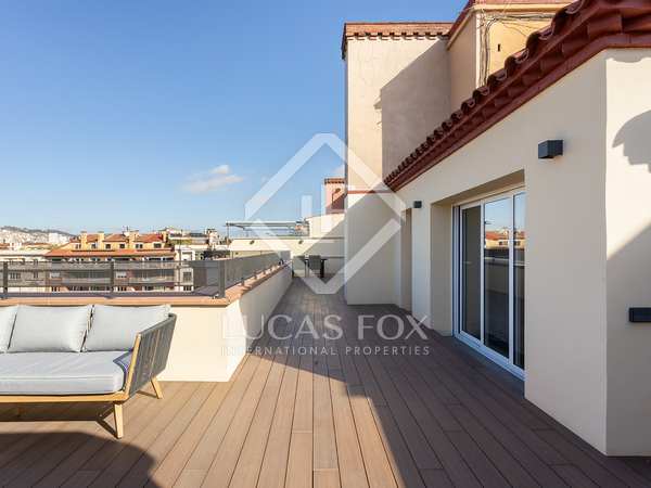 187m² penthouse with 165m² terrace for rent in Turó Park