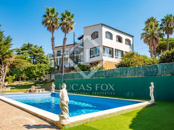 Maison / villa de 663m² a vendre à Calonge avec 9m² terrasse