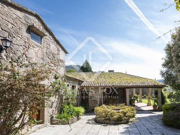 Casa / villa de 388m² en venta en Pontevedra, Galicia