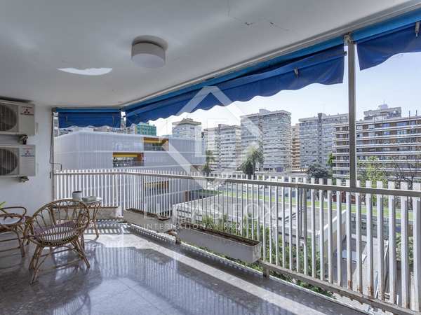 229m² apartment with 20m² terrace for sale in El Pla del Real