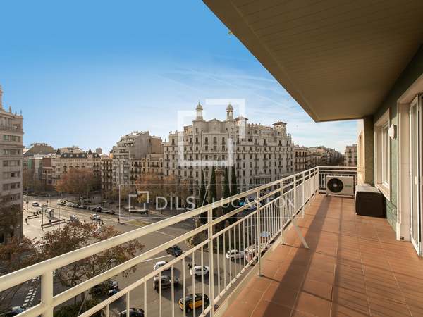 261m&sup2; Apartment with 29m&sup2; terrace for sale in Eixample Right