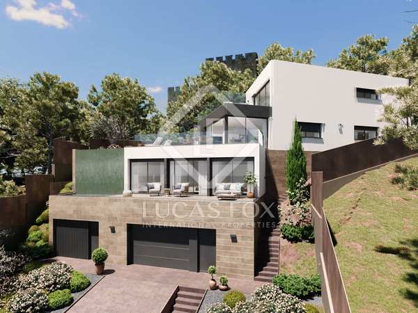 560m² house / villa for sale in Montemar, Barcelona