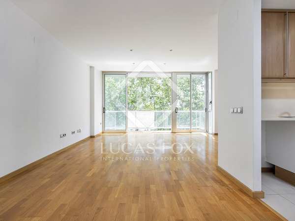 91m² apartment with 52m² terrace for sale in Poble Sec