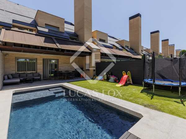 Casa / villa di 600m² con giardino di 70m² in affitto a Pozuelo