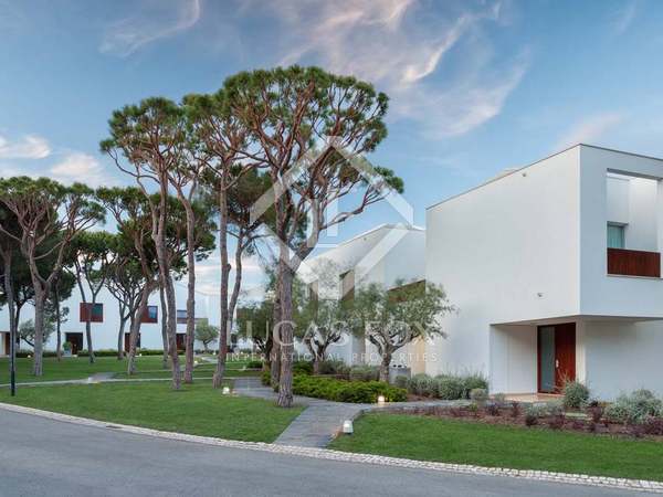 165m² House for sale in Algarve, Portugal - Lucas Fox