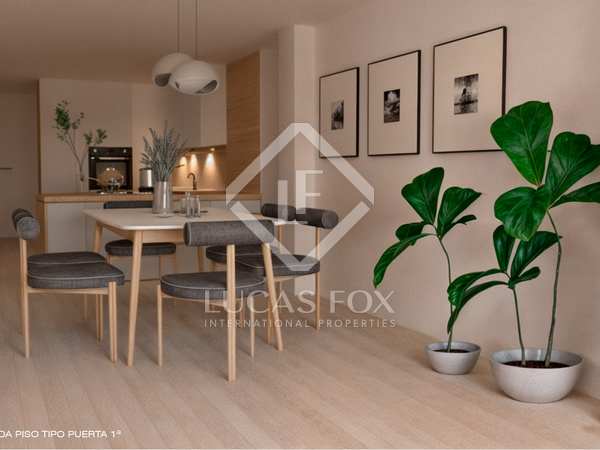 78m² apartment with 11m² terrace for sale in Eixample Right