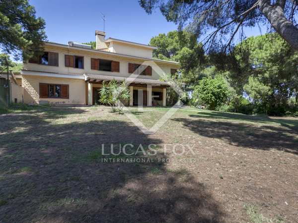 715m² house / villa for sale in Godella / Rocafort
