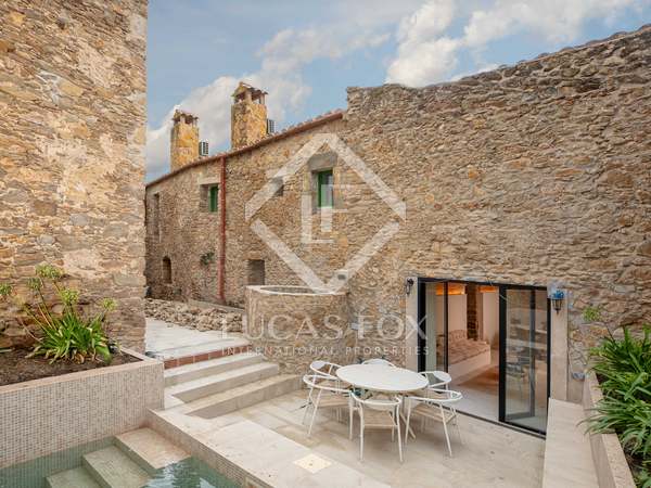 Maison de campagne de 245m² a vendre à Baix Empordà avec 170m² terrasse