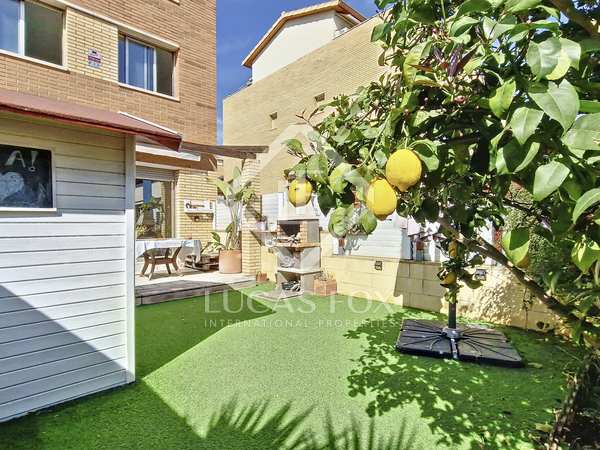 159m² house / villa with 60m² garden for sale in Cubelles