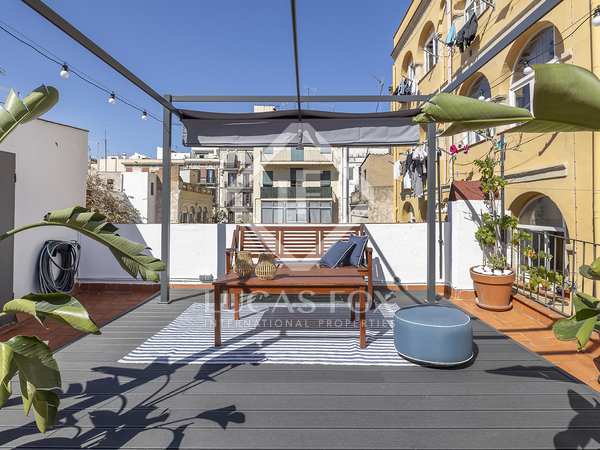 80m² hus/villa med 80m² terrass till uthyrning i Gràcia