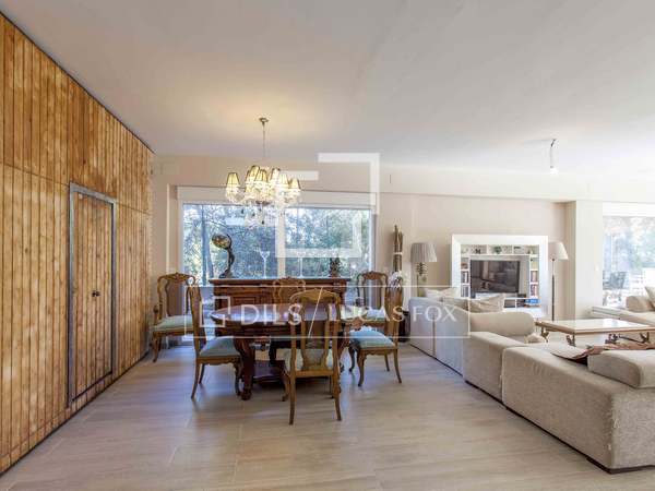 Casa / Vila de 483m² à venda em Godella / Rocafort