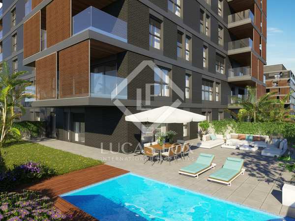 162m² apartment with 134m² terrace for sale in Esplugues