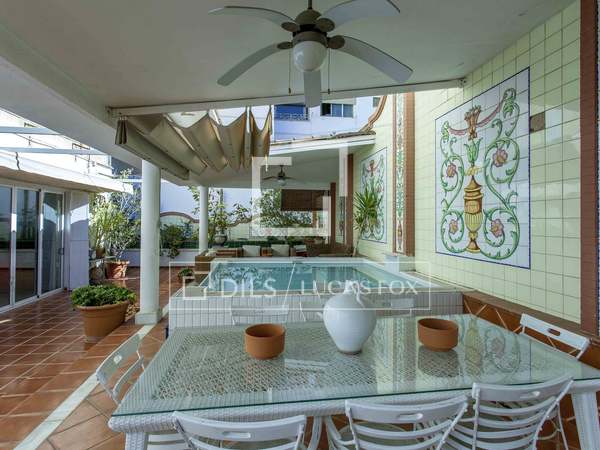 Apartmento de 347m² with 150m² terraço à venda em Extramurs