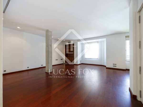Apartamento de 149m² para arrendar em Gran Vía, Valencia