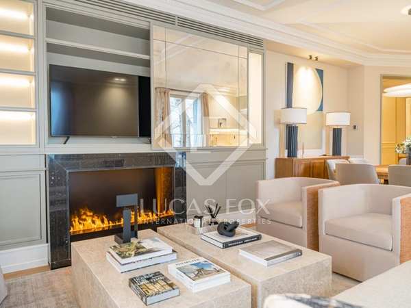 164m² apartment for sale in Almagro, Madrid