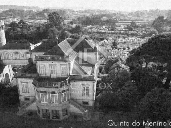 Casa / villa de 1,095m² en venta en Porto, Portugal