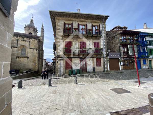 220m² apartment for sale in San Sebastián, Basque Country