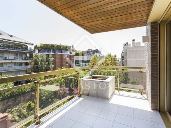 Apartamento de 273 m² en venta en Tres Torres, Barcelona