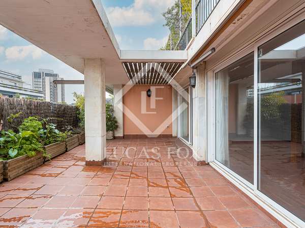 175m² penthouse with 38m² terrace for sale in Turó Park