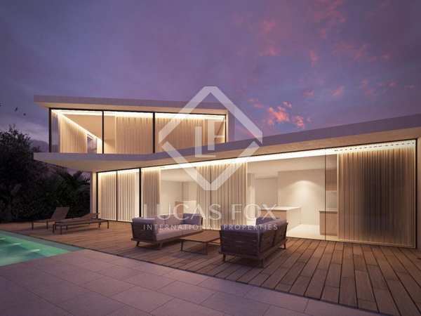 Huis / Villa van 295m² te koop in Montemar, Barcelona