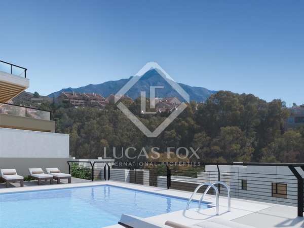 93m² apartment with 42m² terrace for sale in Nueva Andalucía